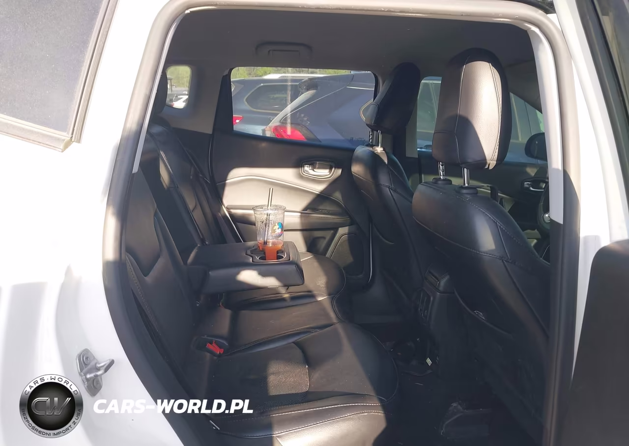 2019 Jeep Compass Limited 4X4 VIN:3C4NJDCB4KT787189 - 8