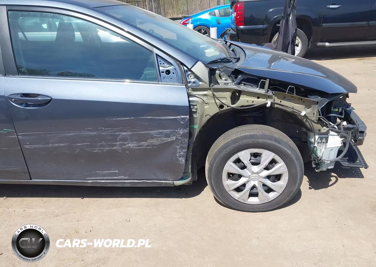 2018 Toyota Corolla L VIN:2T1BURHE5JC023864 - 18