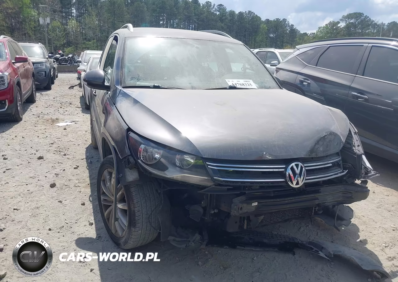 2014 Volkswagen Tiguan R-Line-S-Se-Sel