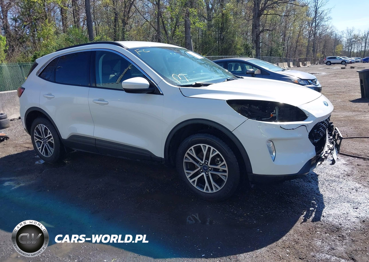 2021 Ford Escape Sel