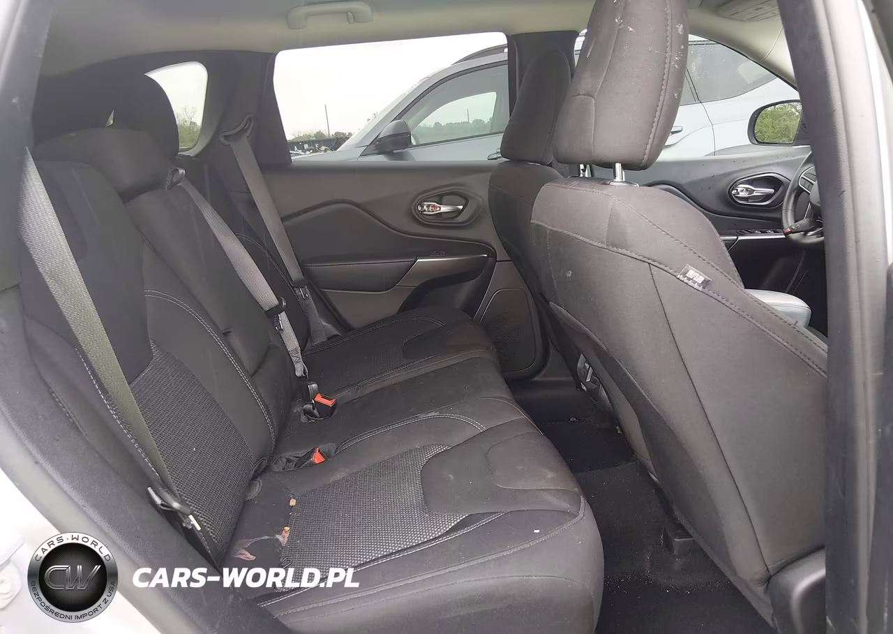 2021 Jeep Cherokee Latitude Fwd VIN:1C4PJLCB6MD107627 - 8