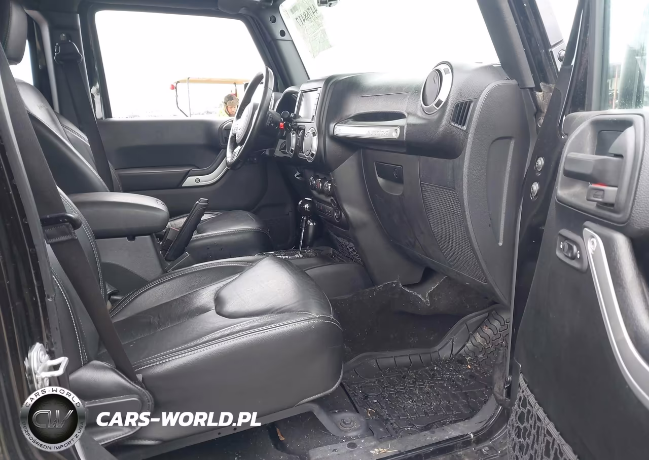 2018 Jeep Wrangler Jk Unlimited Sahara VIN:1C4BJWEG6JL902389 - 5