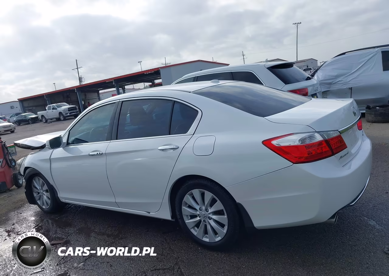 2014 Honda Accord Touring VIN:1HGCR3F97EA030643 - 15
