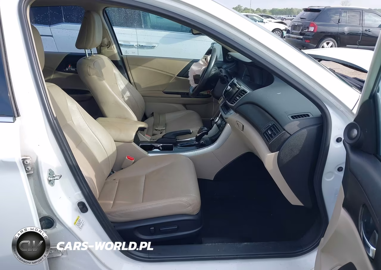 2014 Honda Accord Touring VIN:1HGCR3F97EA030643 - 5
