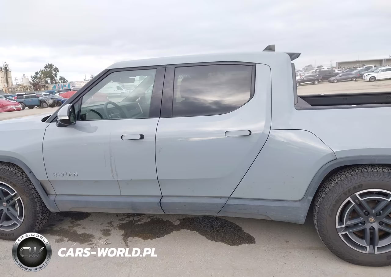 2023 Rivian R1T Adventure-Adventure Dual Motor Large Pack-Adventure Dual Motor Max Pack VIN:7FCTGBAA6PN026914 - 14