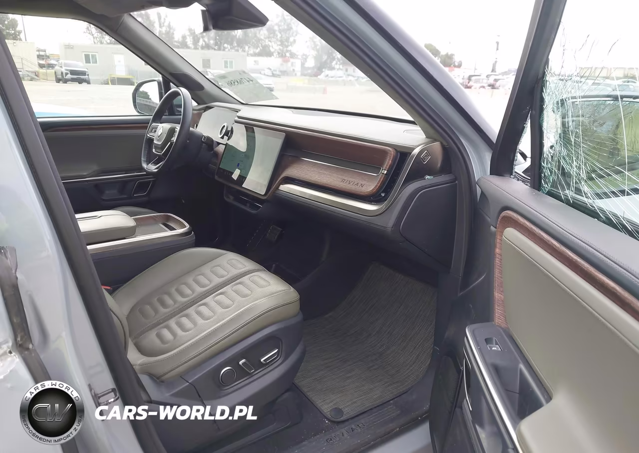 2023 Rivian R1T Adventure-Adventure Dual Motor Large Pack-Adventure Dual Motor Max Pack VIN:7FCTGBAA6PN026914 - 5
