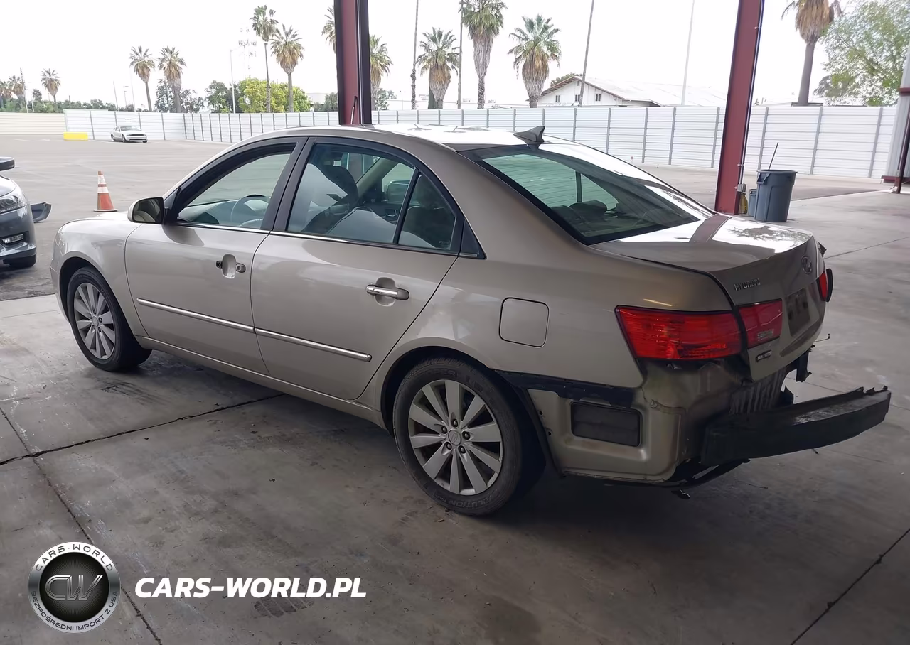 2010 Hyundai Sonata Limited VIN:5NPEU4AC1AH625893 - 3
