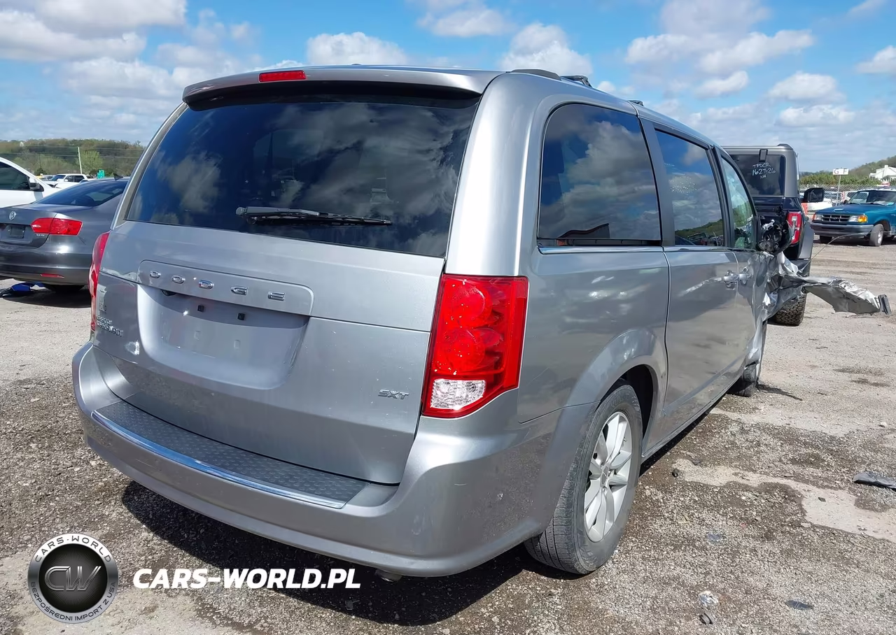 2020 Dodge Grand Caravan Sxt VIN:2C4RDGCG7LR253629 - 4