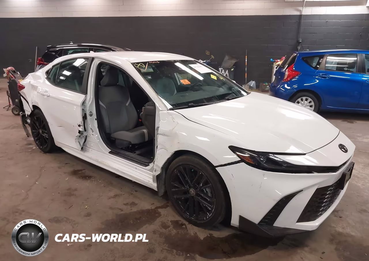 2025 Toyota Camry Se – zdjęcie 1 z 11