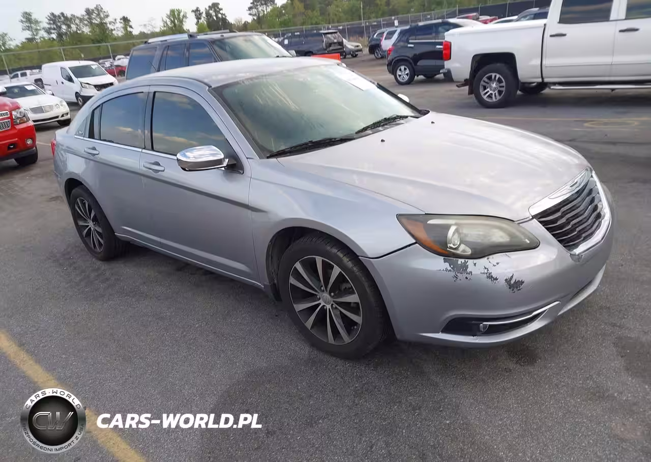 2014 Chrysler 200 Touring