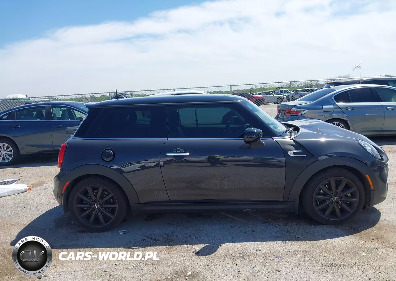 2020 Mini Hardtop Cooper S VIN:WMWXR5C0XL2M03261 - 13
