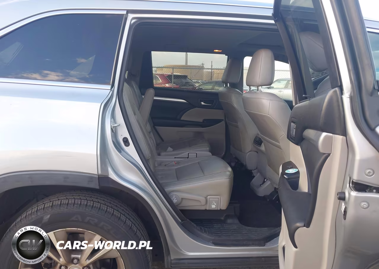 2015 Toyota Highlander Xle V6 VIN:5TDJKRFH0FS186919 - 8