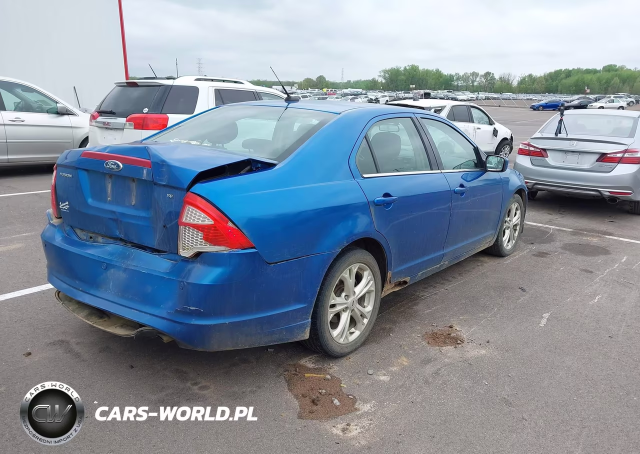2012 Ford Fusion Se VIN:3FAHP0HA0CR261554 - 4