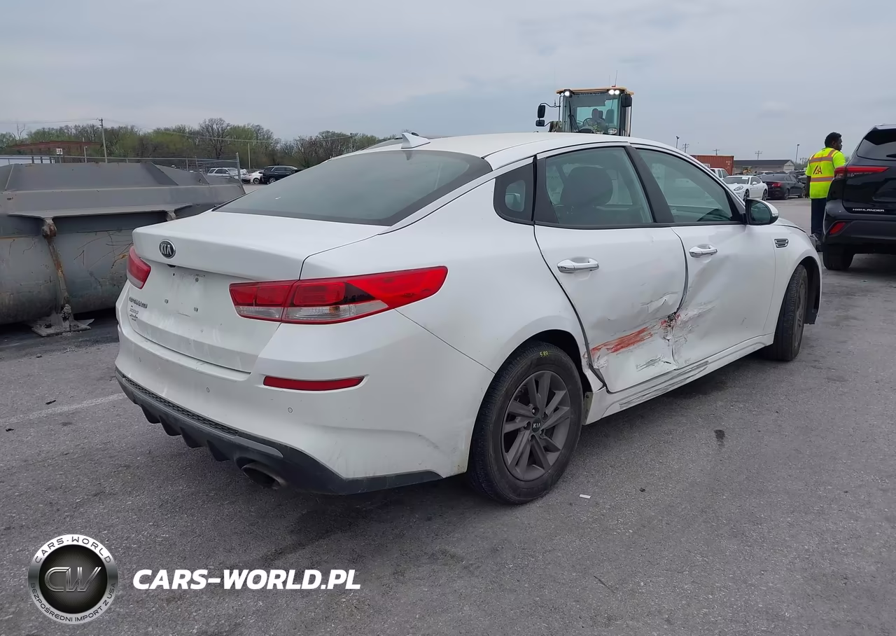 2020 Kia Optima Lx VIN:5XXGT4L39LG451918 - 4
