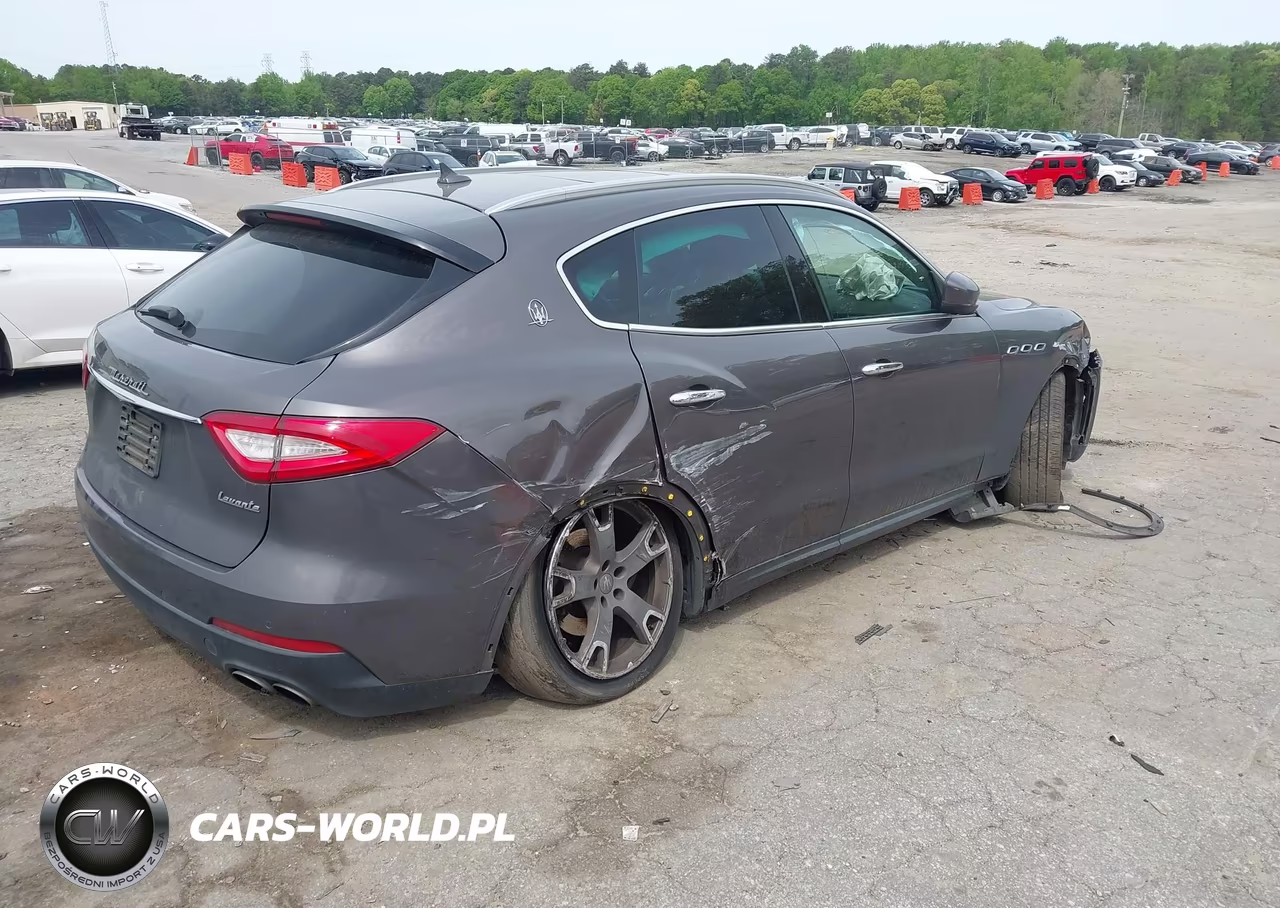 2017 Maserati Levante VIN:ZN661XUA6HX245552 - 4
