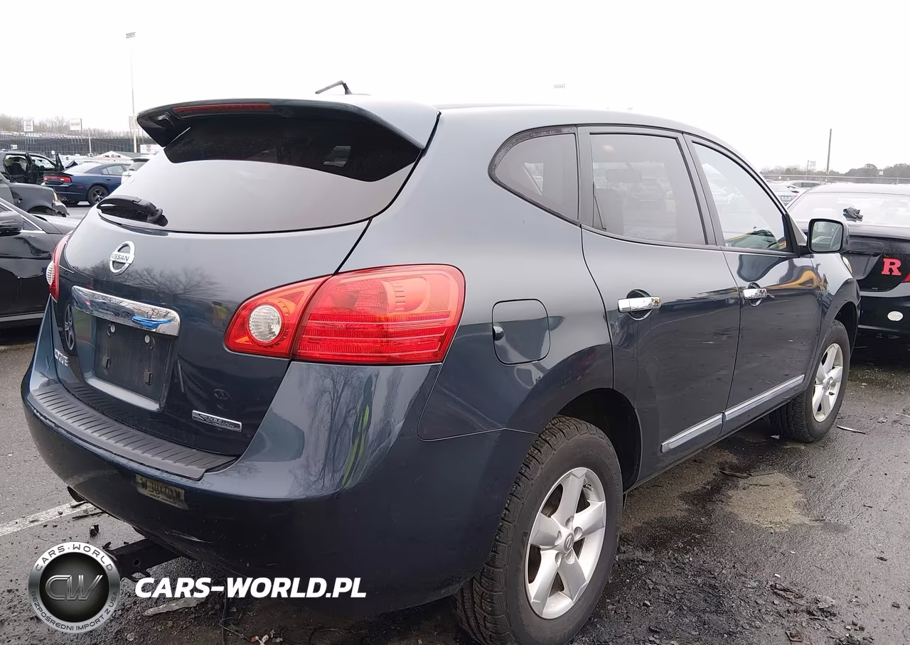 2013 Nissan Rogue S VIN:JN8AS5MT8DW554555 - 4