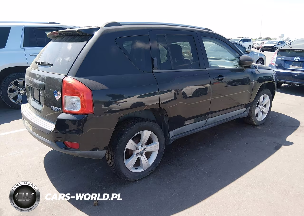 2011 Jeep Compass VIN:1J4NT1FA2BD224363 - 4