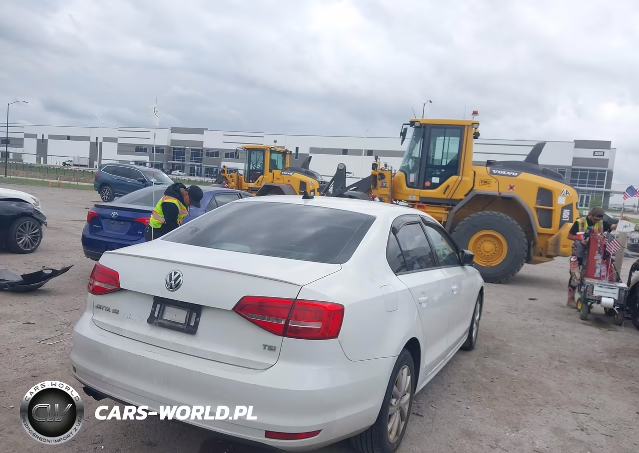 2015 Volkswagen Jetta 1.8T Se VIN:3VWD17AJ6FM266110 - 4