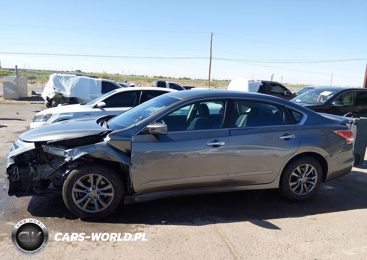 2015 Nissan Altima 2.5 S VIN:1N4AL3AP8FN905841 - 14