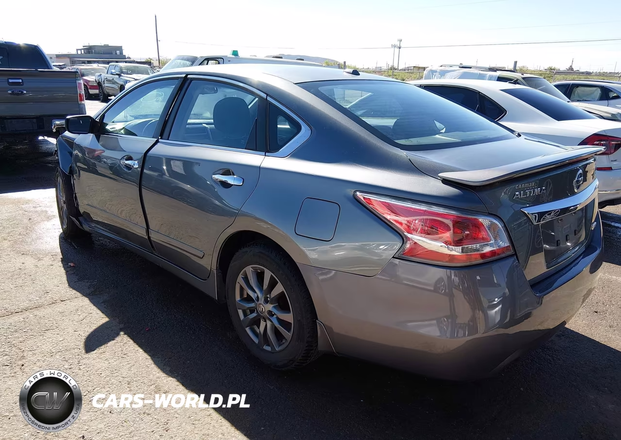 2015 Nissan Altima 2.5 S VIN:1N4AL3AP8FN905841 - 3