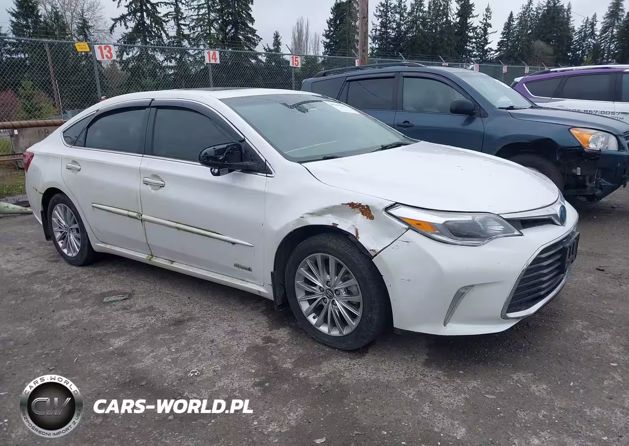 2018 Toyota Avalon Hybrid Limited