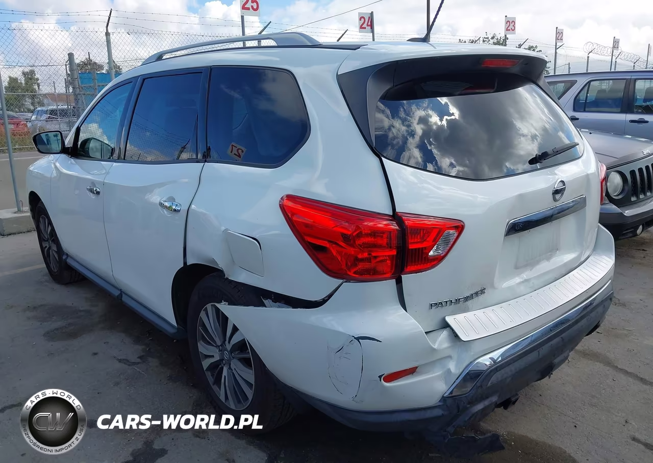 2017 Nissan Pathfinder S VIN:5N1DR2MNXHC674722 - 3