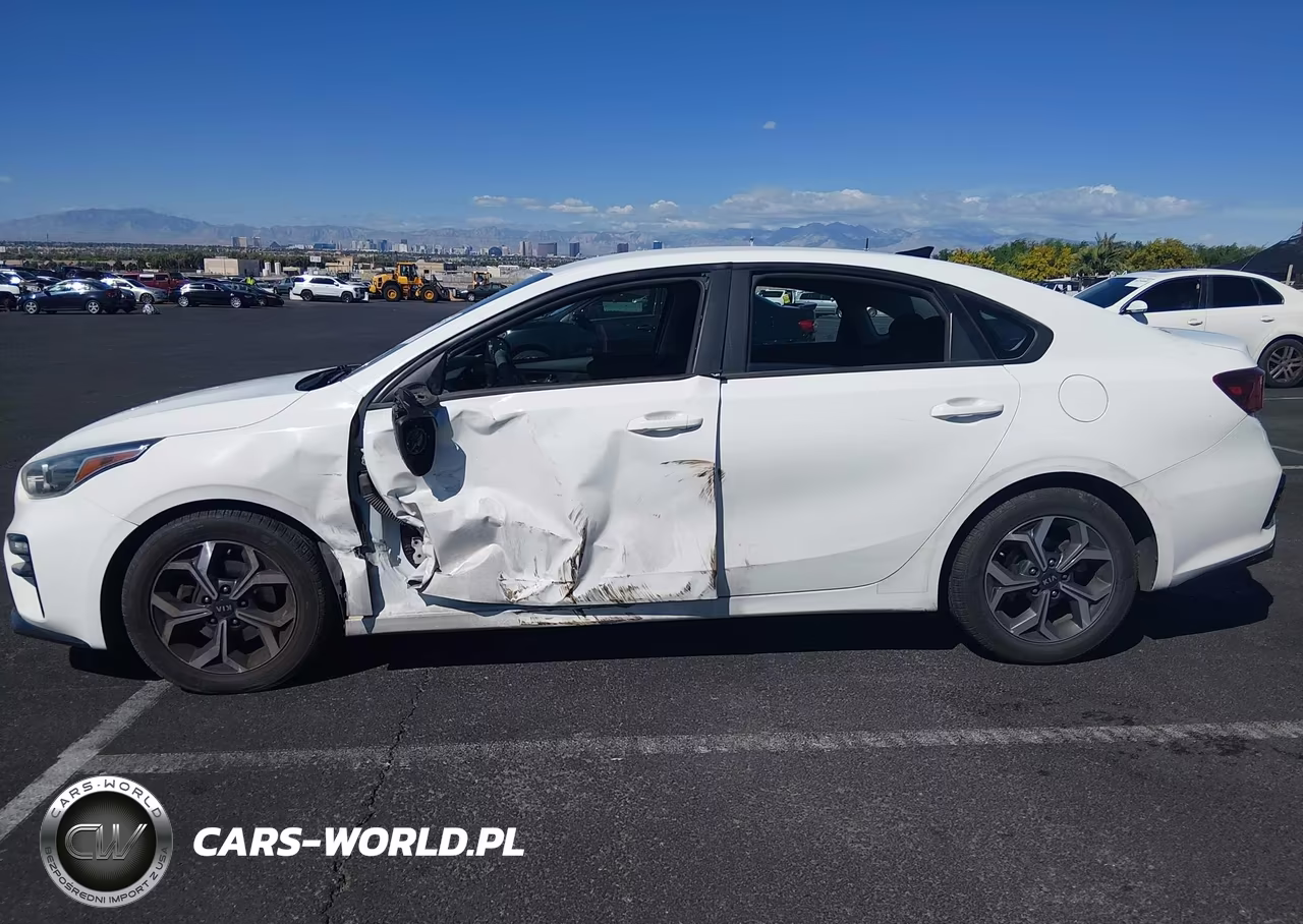 2021 Kia Forte Lxs VIN:3KPF24AD7ME350493 - 13