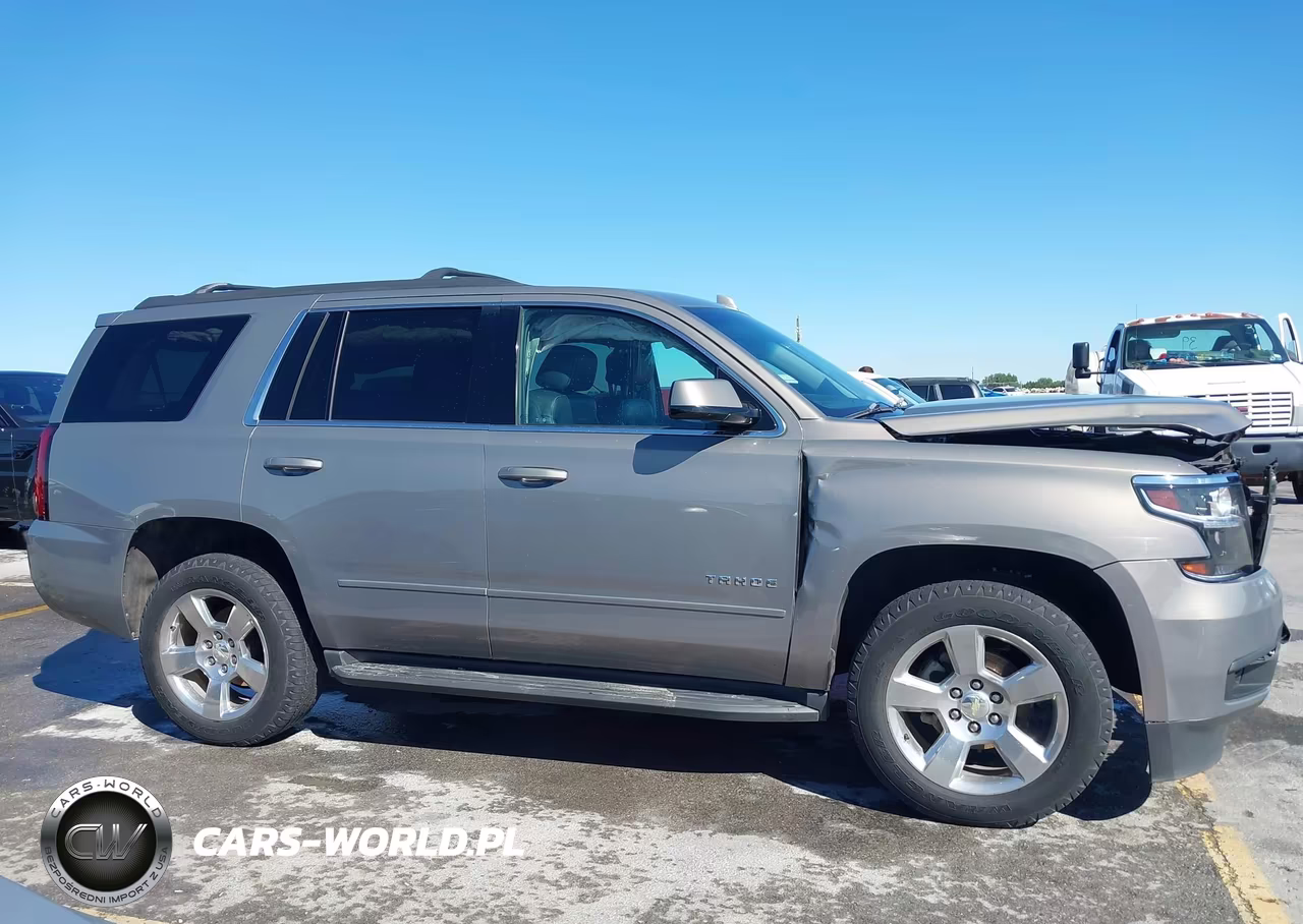 2017 Chevrolet Tahoe Ls VIN:1GNSCAKCXHR405584 - 13