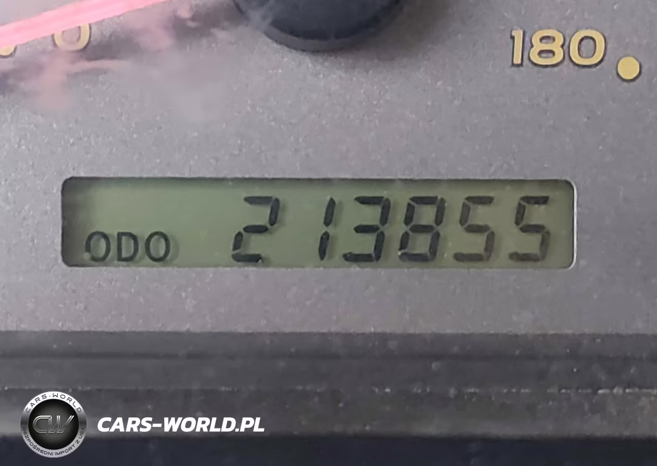 2001 Toyota Sequoia Sr5 V8 VIN:5TDBT44A51S018454 - 16