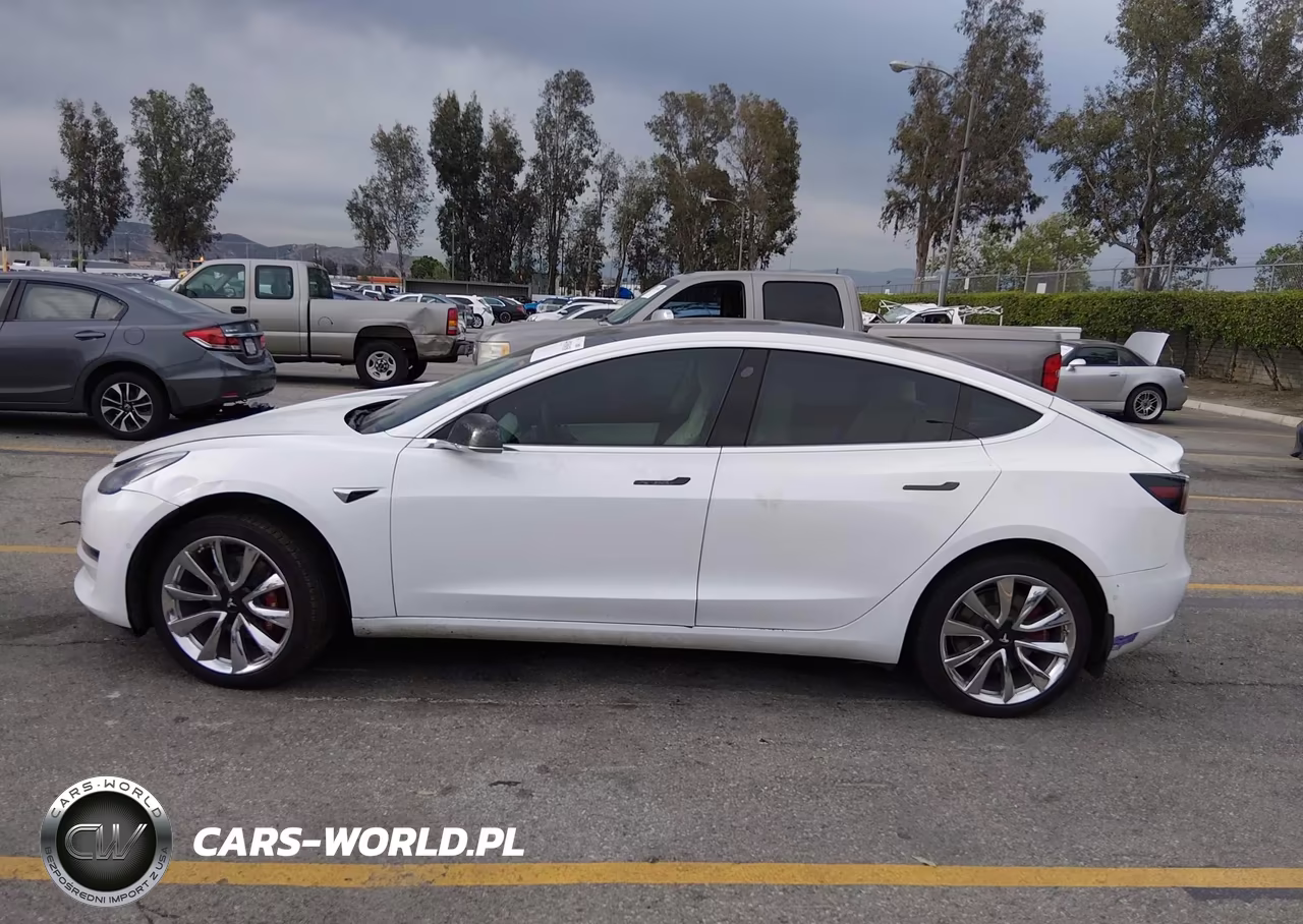 2018 Tesla Model 3 Long Range-Performance VIN:5YJ3E1EB9JF135530 - 15
