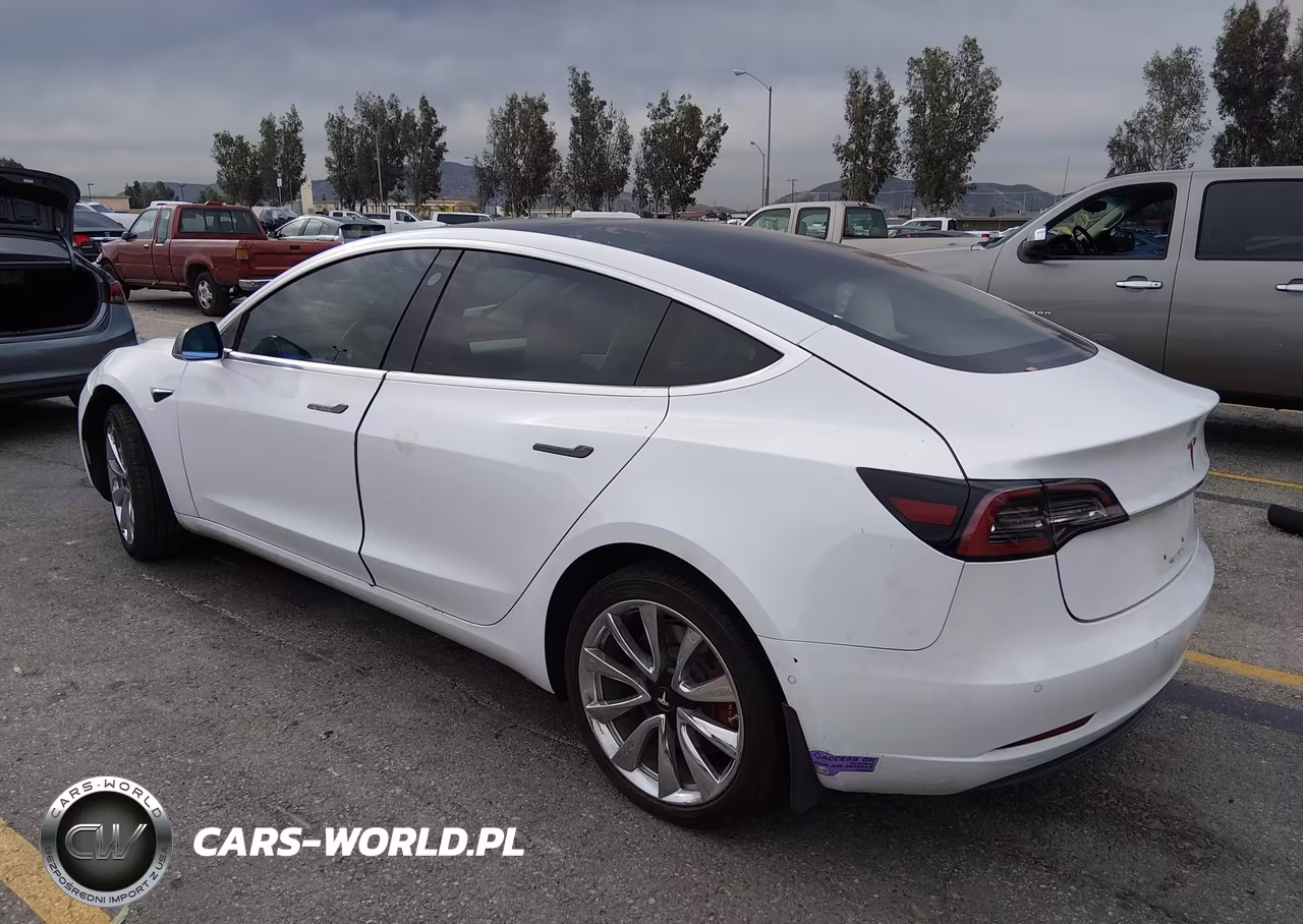 2018 Tesla Model 3 Long Range-Performance VIN:5YJ3E1EB9JF135530 - 3