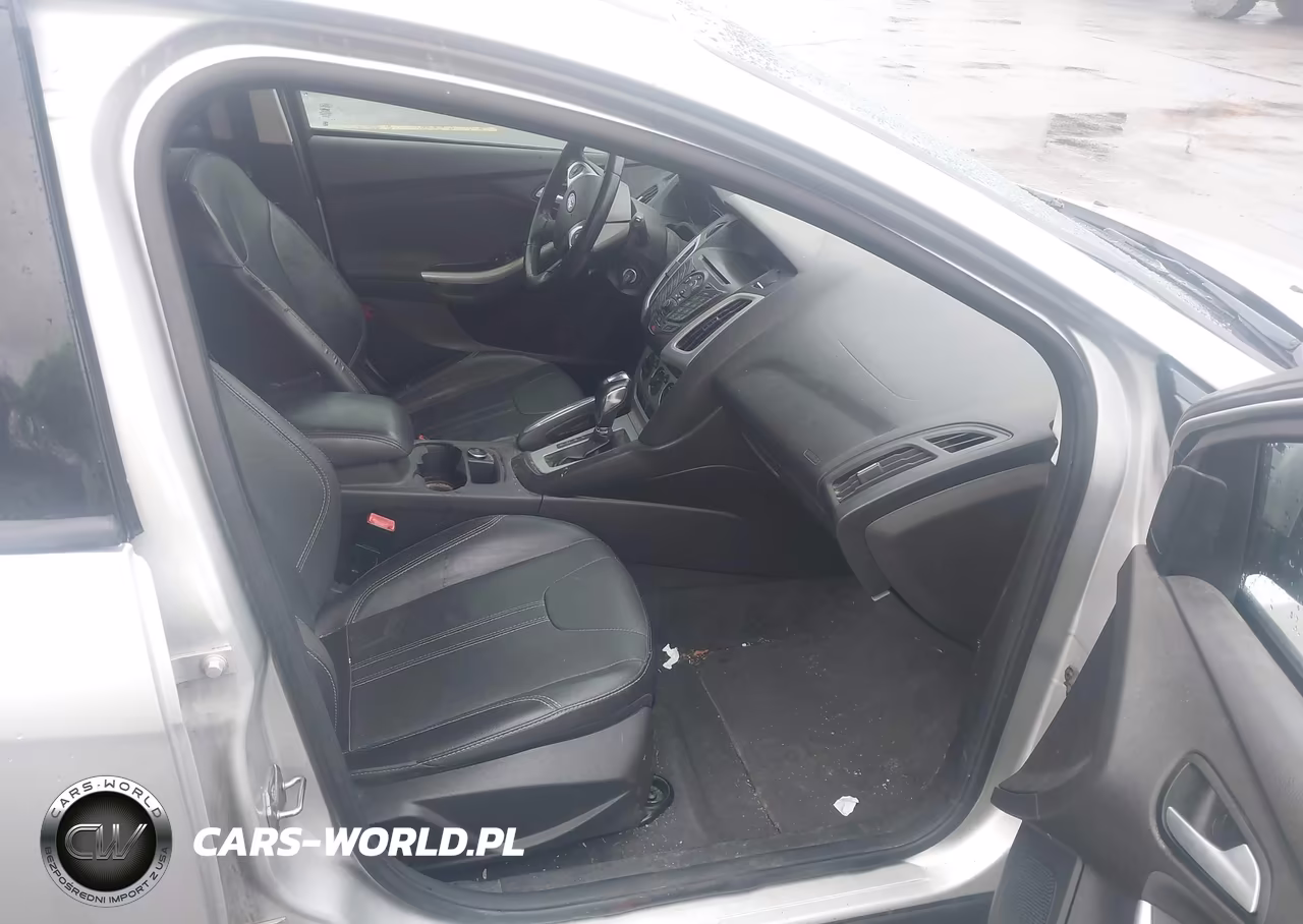 2013 Ford Focus Se VIN:1FADP3K26DL227393 - 5