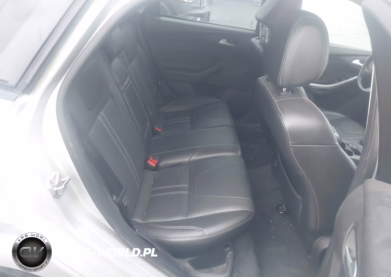 2013 Ford Focus Se VIN:1FADP3K26DL227393 - 8