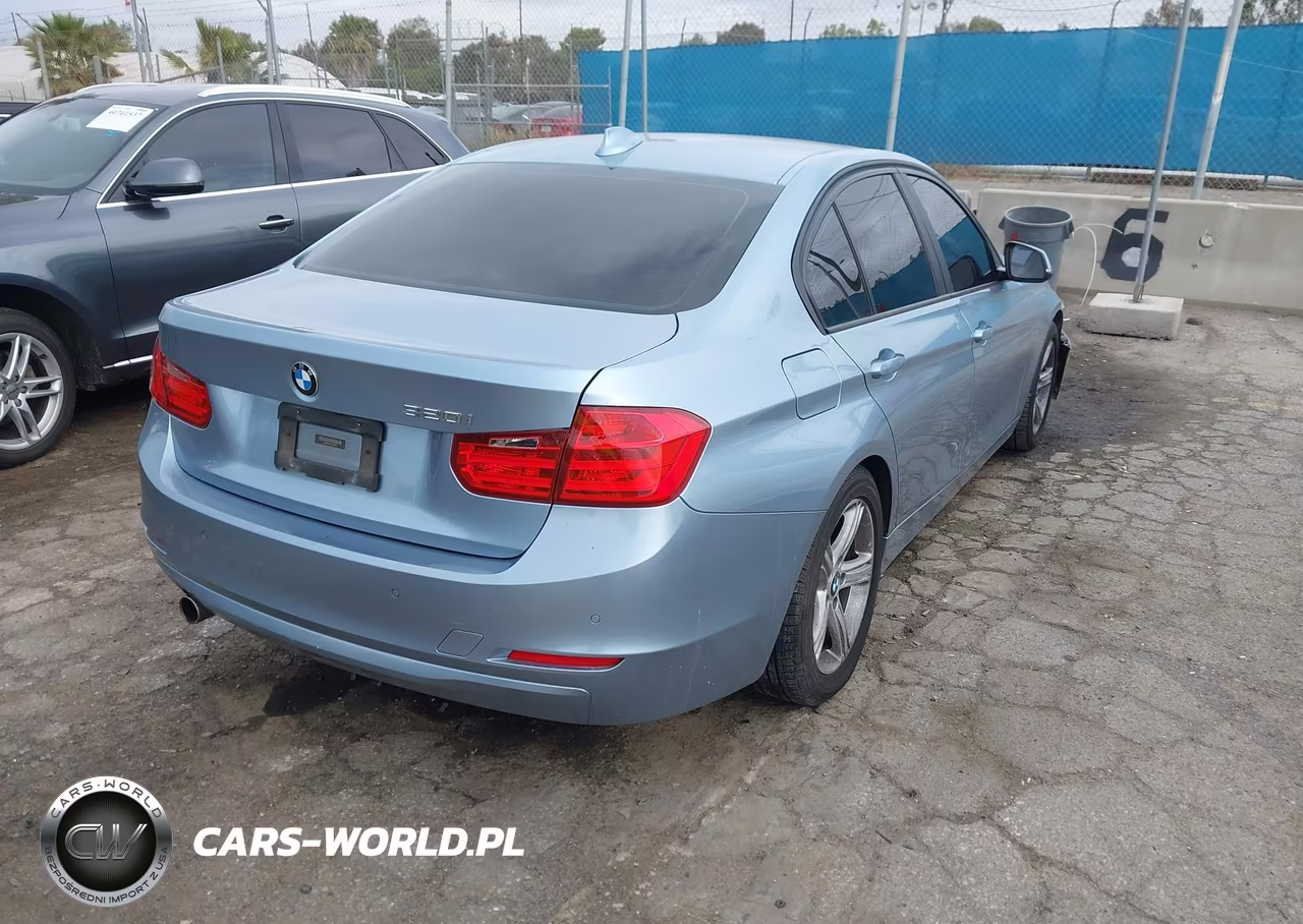 2015 BMW 320I VIN:WBA3B1C50FK136403 - 4
