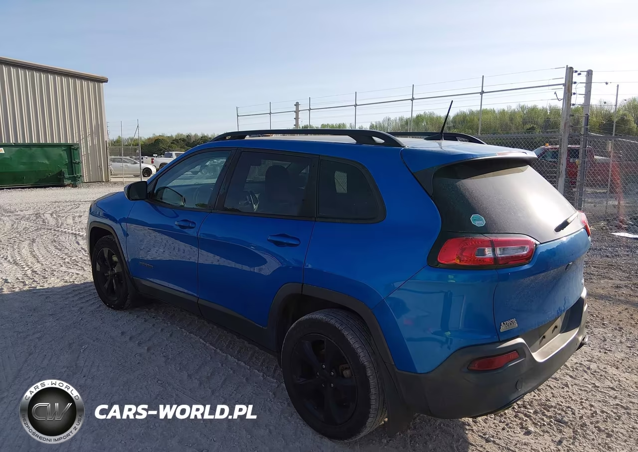 2018 Jeep Cherokee Latitude Fwd VIN:1C4PJLCB8JD595474 - 3