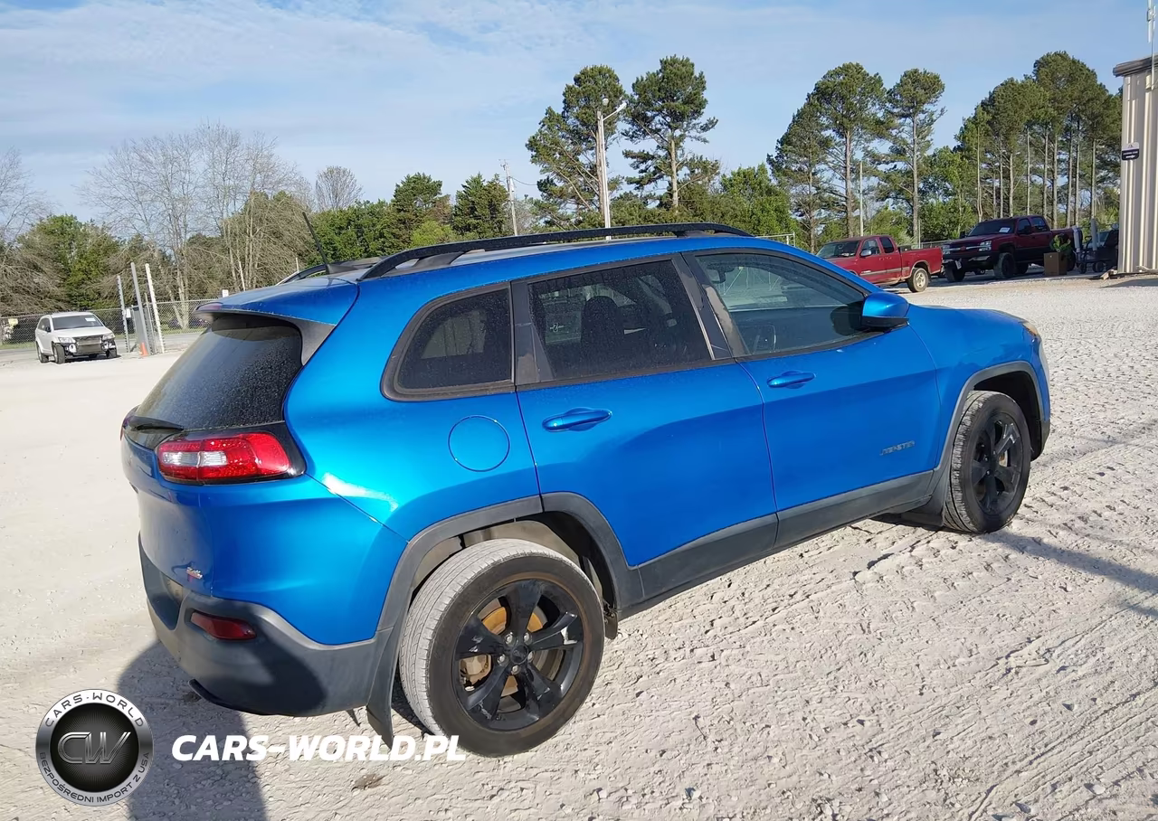 2018 Jeep Cherokee Latitude Fwd VIN:1C4PJLCB8JD595474 - 4