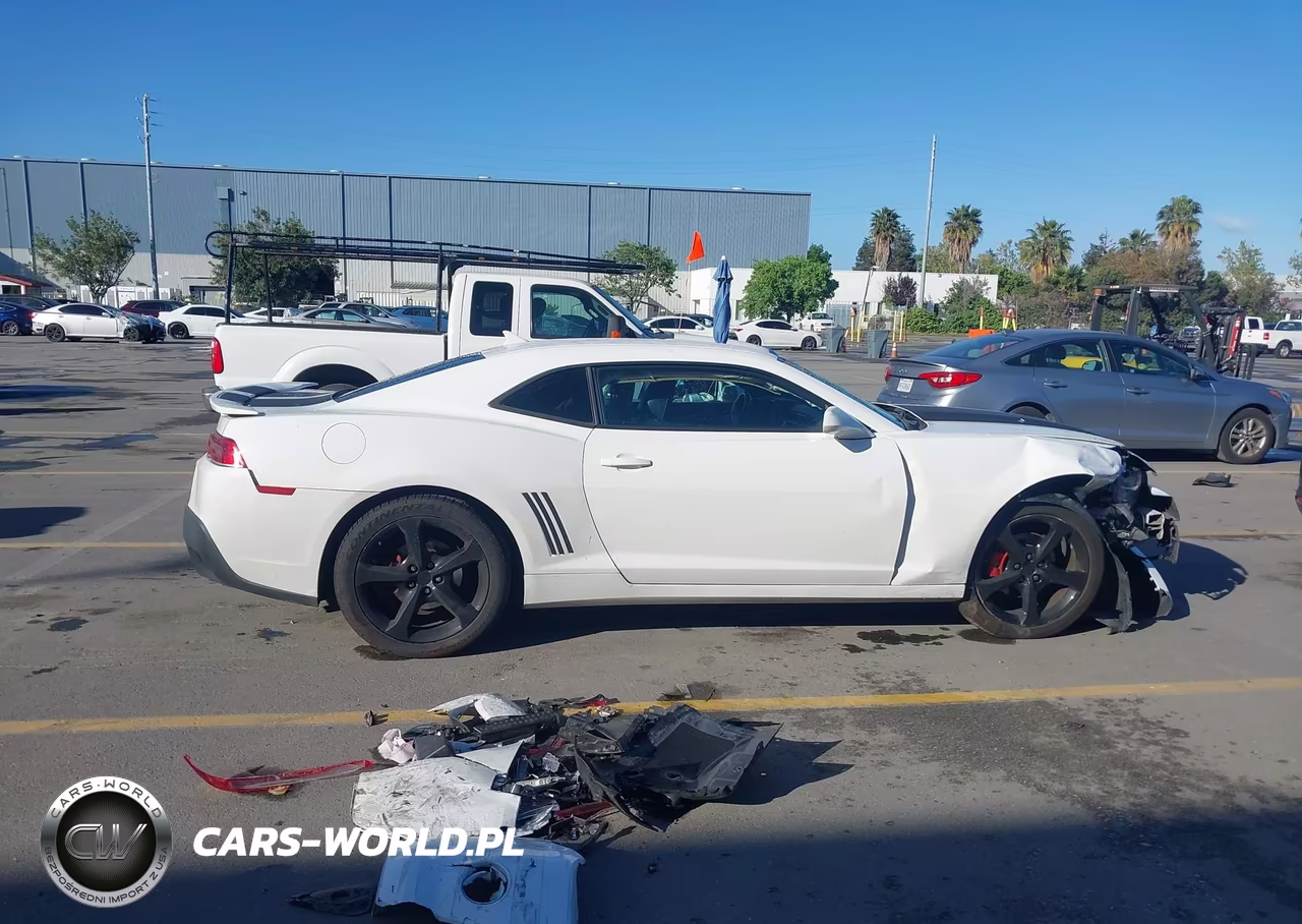 2015 Chevrolet Camaro 2Lt VIN:2G1FF1E34F9168300 - 14
