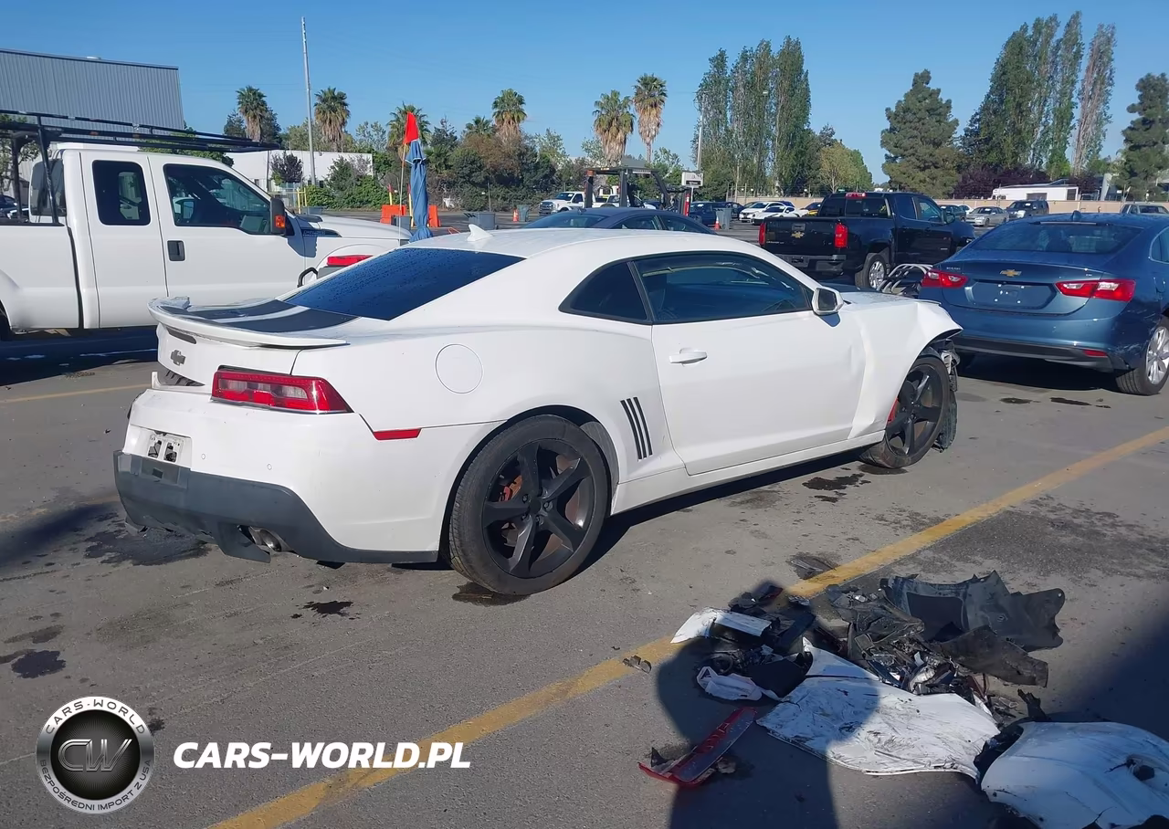 2015 Chevrolet Camaro 2Lt VIN:2G1FF1E34F9168300 - 4