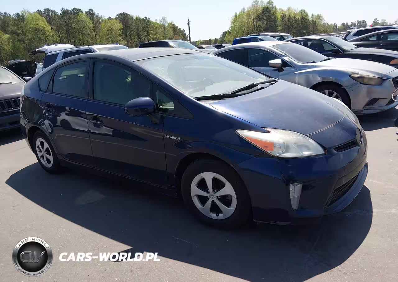 2013 Toyota Prius Three
