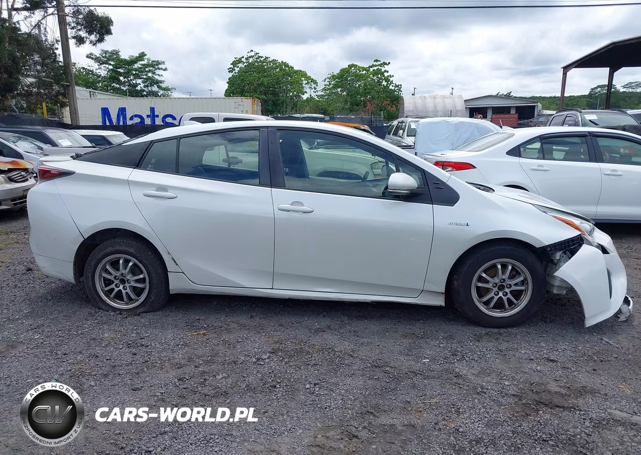 2017 Toyota Prius Two VIN:JTDKBRFU8H3551661 - 13