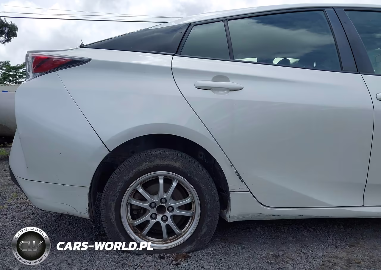 2017 Toyota Prius Two VIN:JTDKBRFU8H3551661 - 18