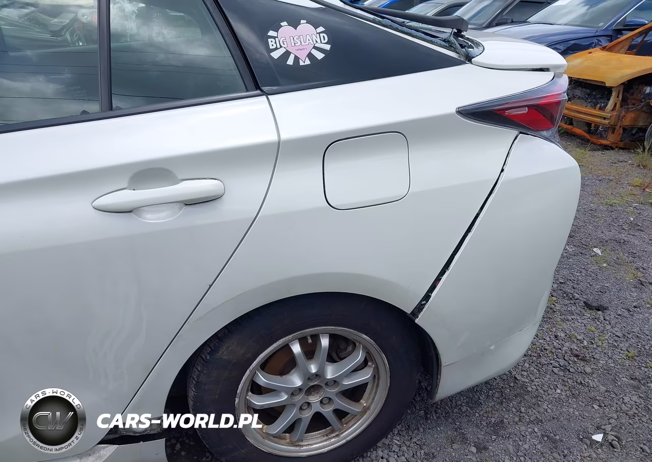 2017 Toyota Prius Two VIN:JTDKBRFU8H3551661 - 20