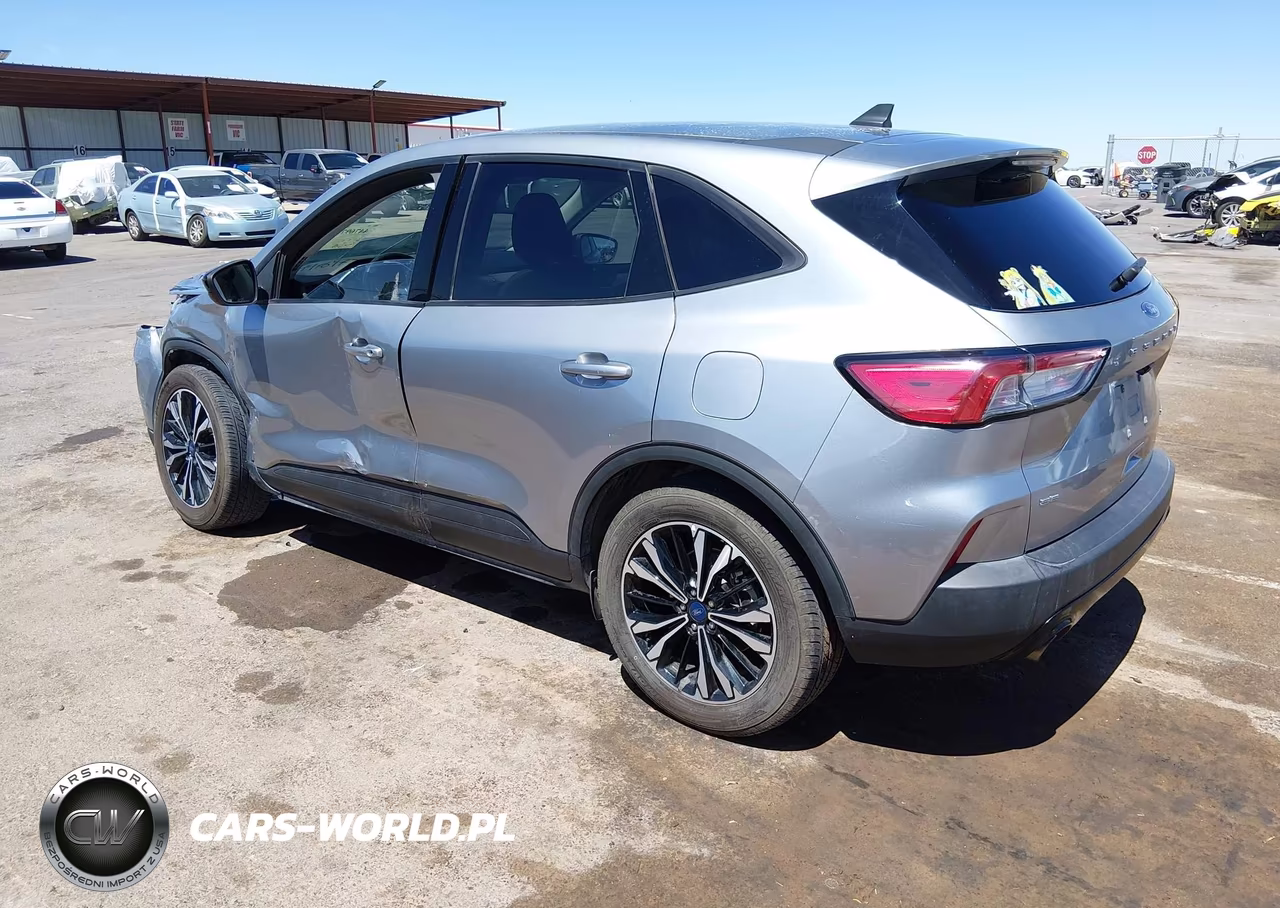 2022 Ford Escape Se VIN:1FMCU0G65NUB98632 - 3