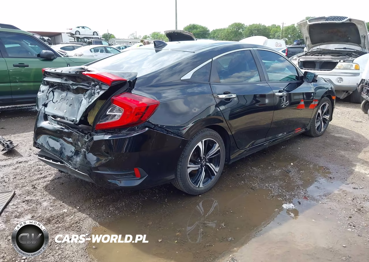 2016 Honda Civic Touring VIN:19XFC1F91GE009028 - 4