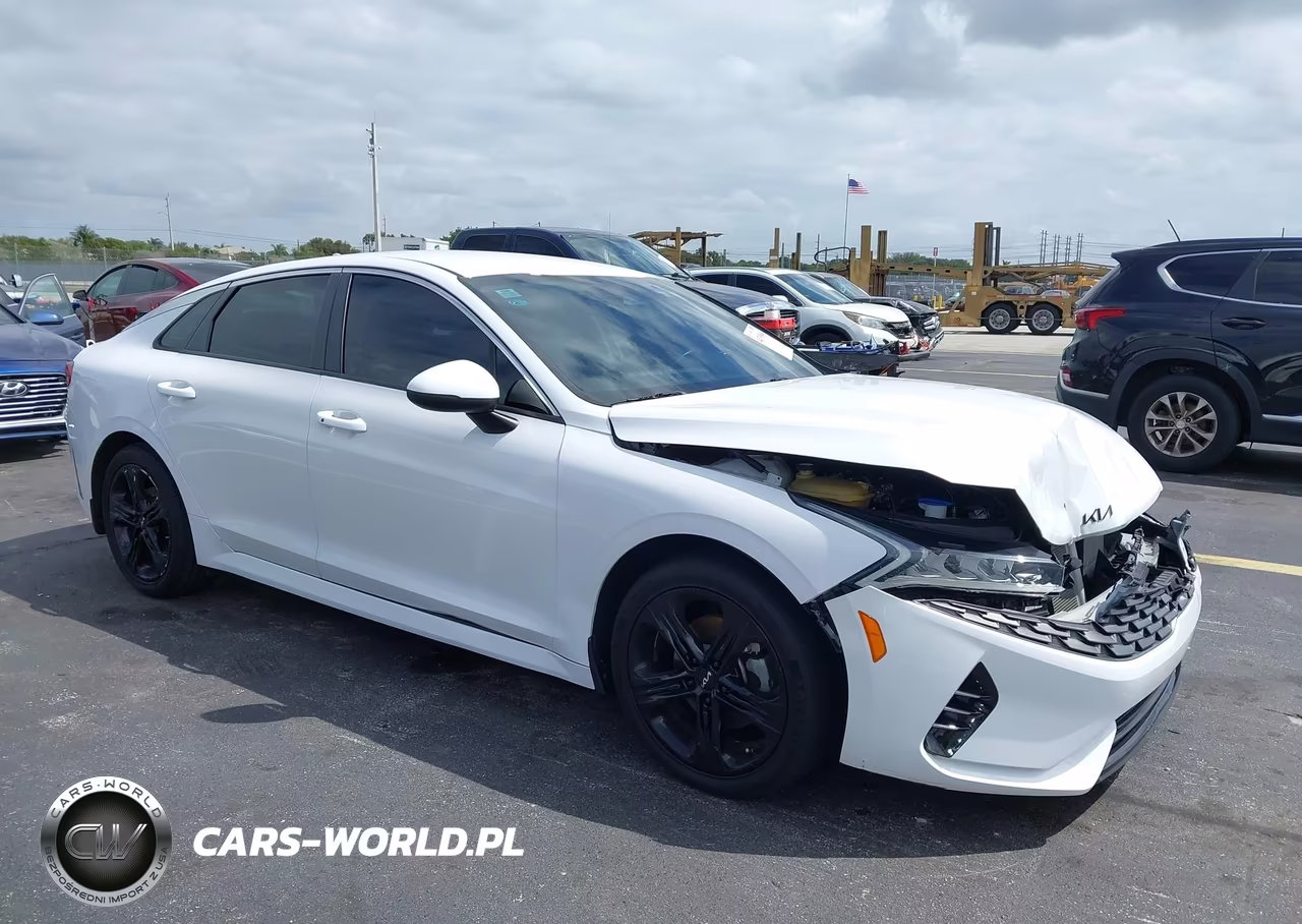 2022 Kia K5 Lxs