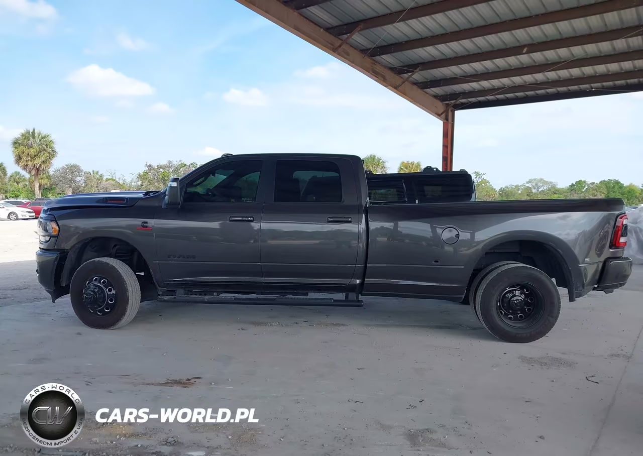 2024 Ram 3500 Big Horn 4X4 8' Box VIN:3C63RRHL1RG391634 - 14