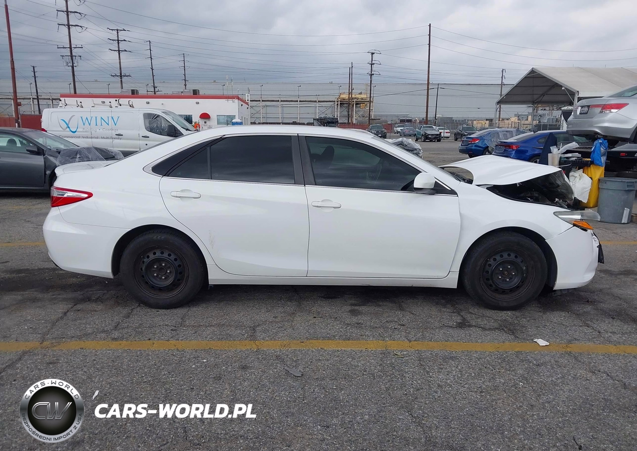 2016 Toyota Camry Se VIN:4T1BF1FK6GU190259 - 14