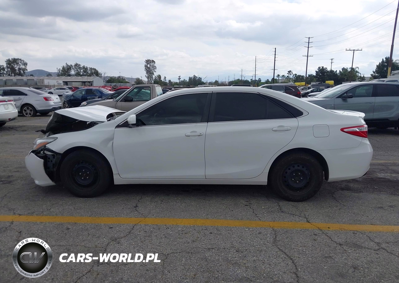 2016 Toyota Camry Se VIN:4T1BF1FK6GU190259 - 15