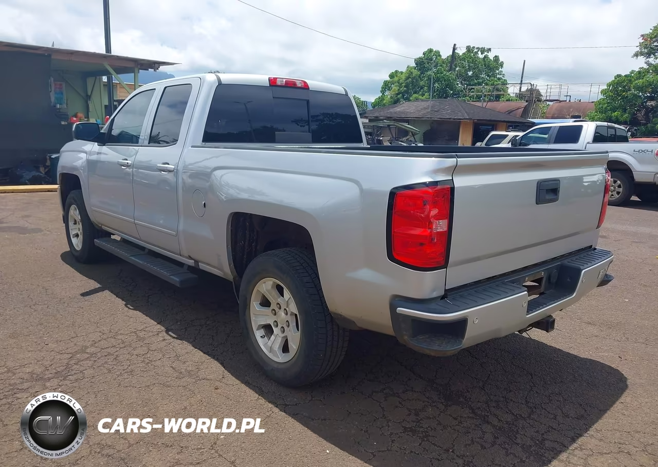 2018 Chevrolet Silverado 1500 2Lt VIN:1GCVKREC5JZ218486 - 3