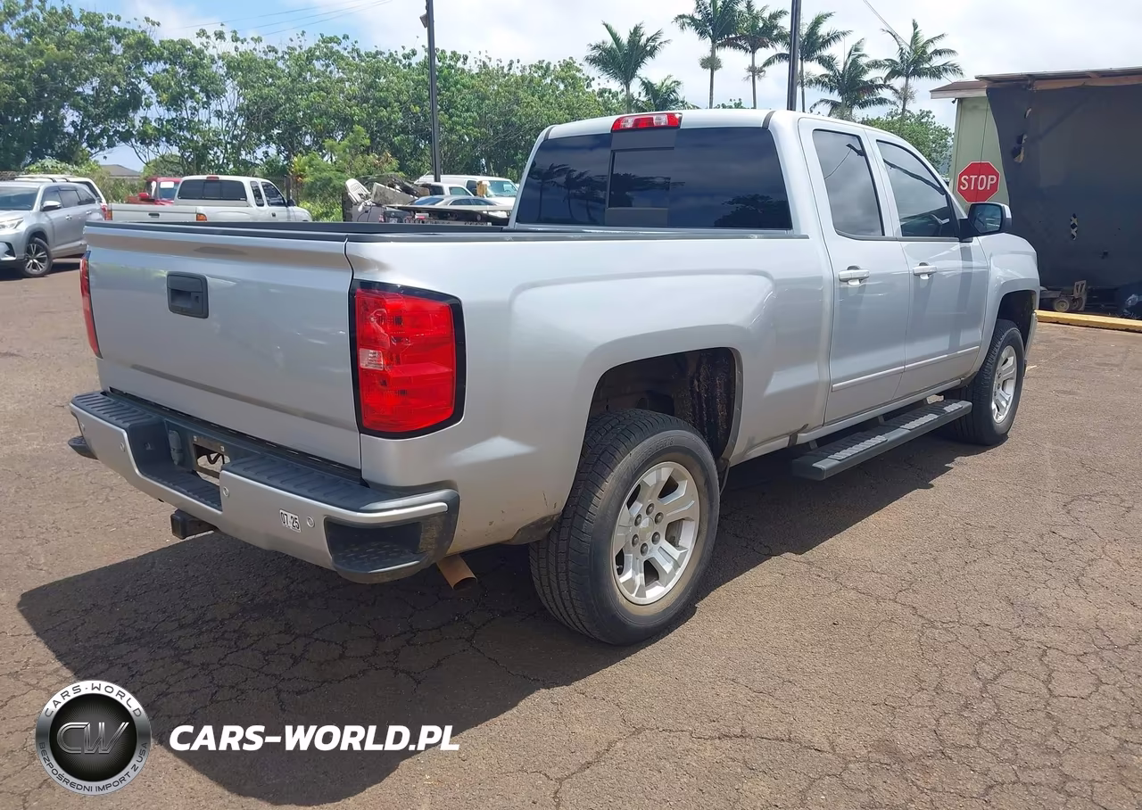 2018 Chevrolet Silverado 1500 2Lt VIN:1GCVKREC5JZ218486 - 4